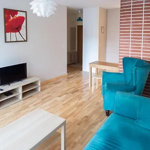 Apartament W Cichej Okolicy 5 Minut Od Centrum Апартаменты